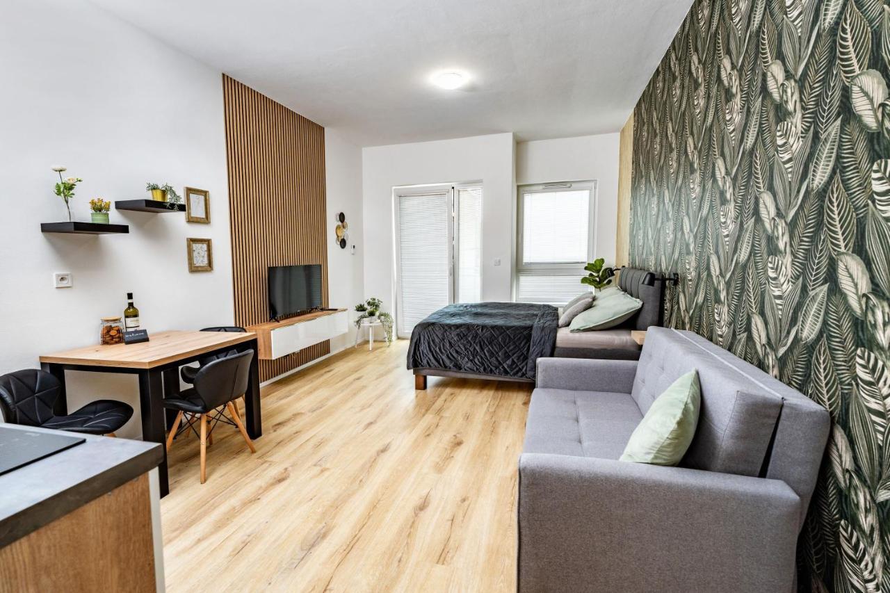 Wolkerovka Apartment 2 Оломоуц Экстерьер фото